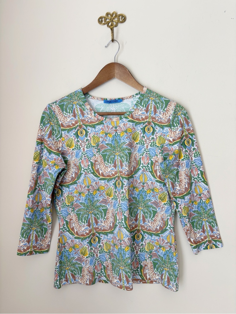 J. McLaughlin Signature Tee Tigress Tropico Medium